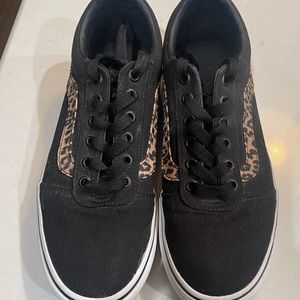 Vans platform shoes